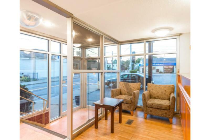 Super 8 By Wyndham Watertown/Cambridge/Boston Area Ξενοδοχείο Εξωτερικό φωτογραφία